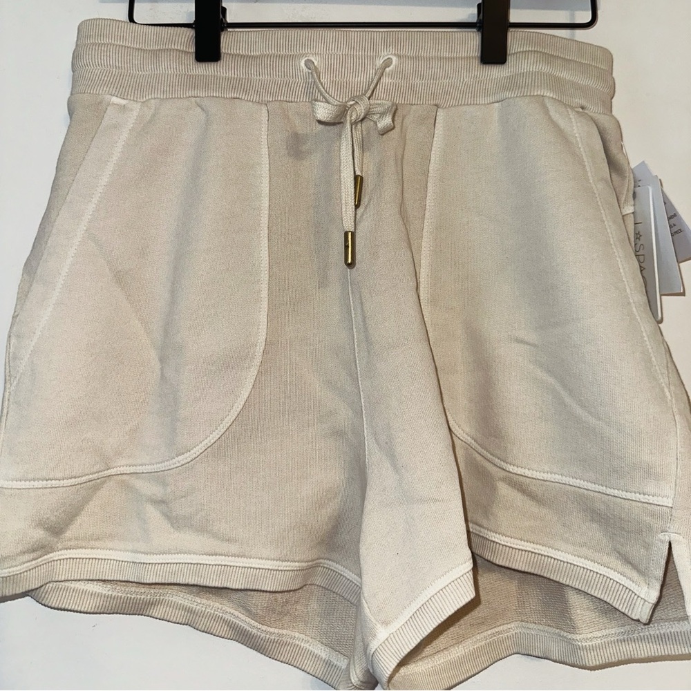 L Space Active NWT lounge shorts